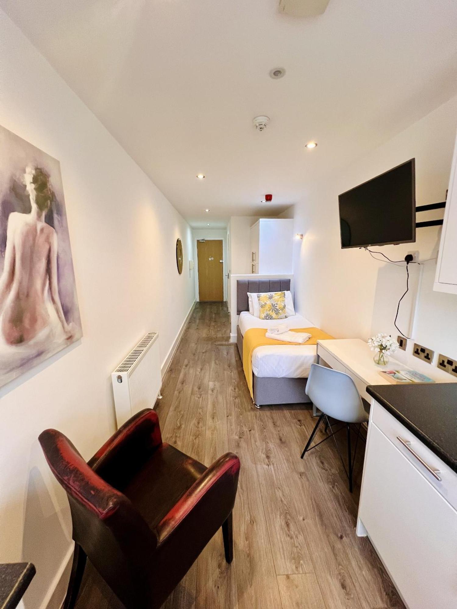 Apartamento Fox House Studios, Aparthotel 4*