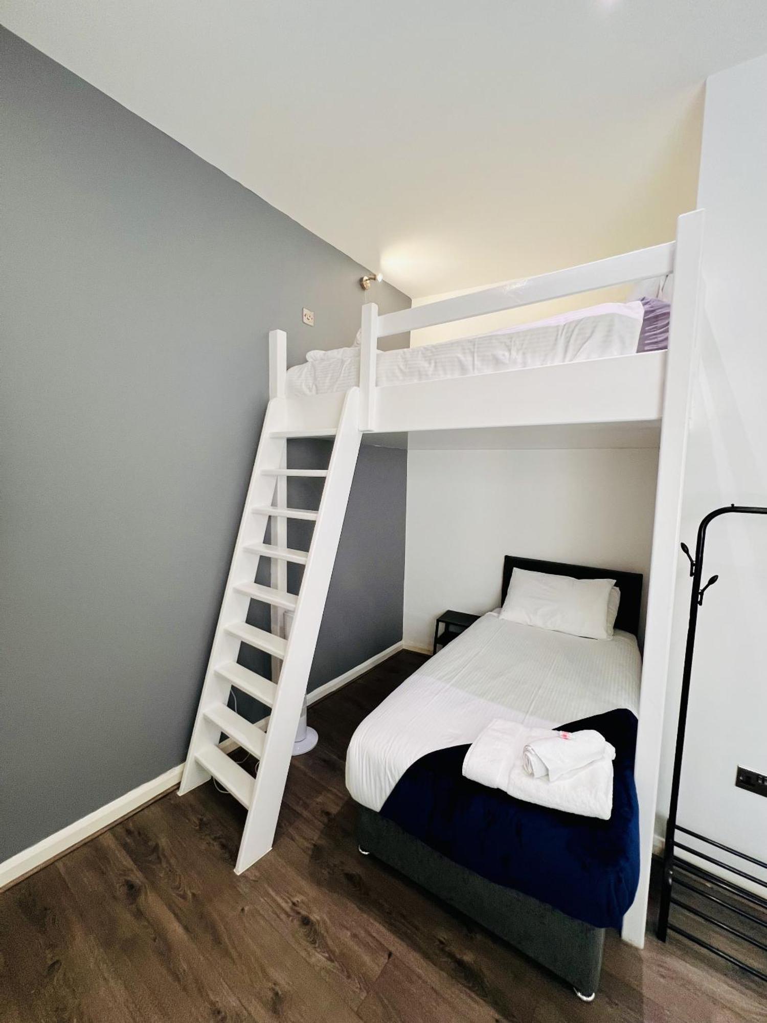 Fox House Studios, Aparthotel Apartamento Plymouth