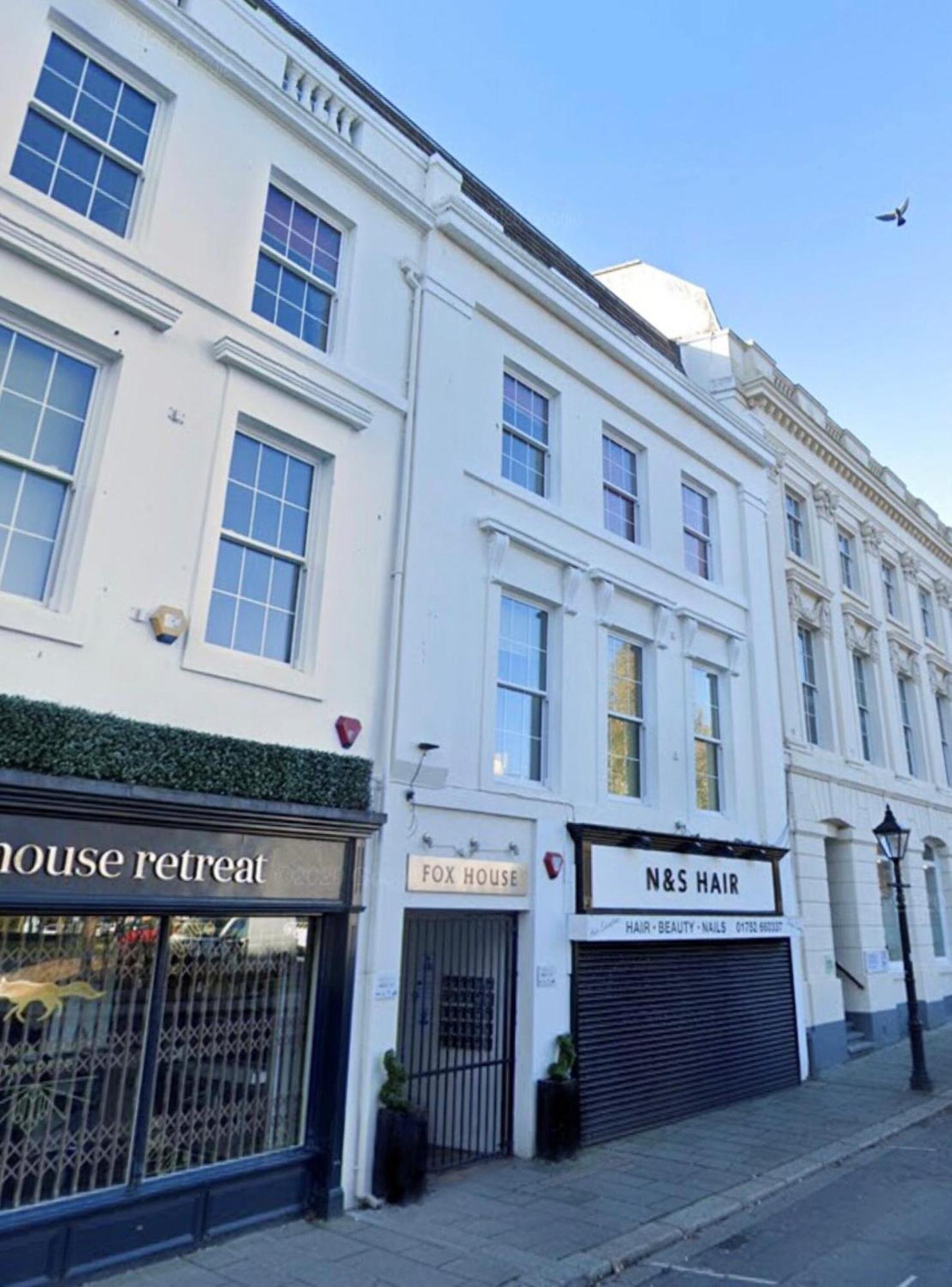 Fox House Studios, Aparthotel *