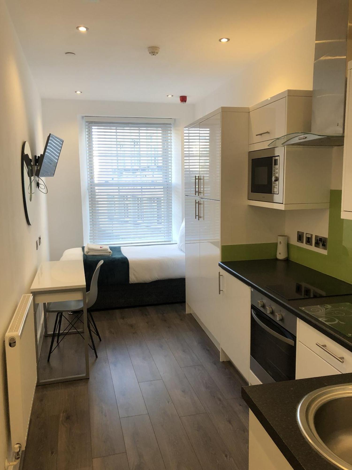 Foxhouse Apartment Plymouth